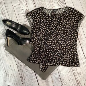 422. Nine West Sleeveless Asymmetrical Blouse EUC Size 14